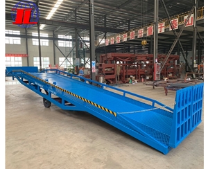 Mobile boarding bridge manufacturer